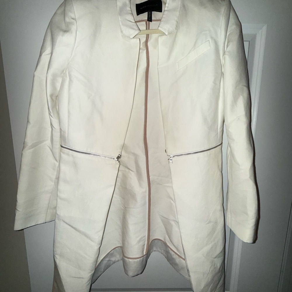 BCBGMaxAzria Cream Women's Blazer